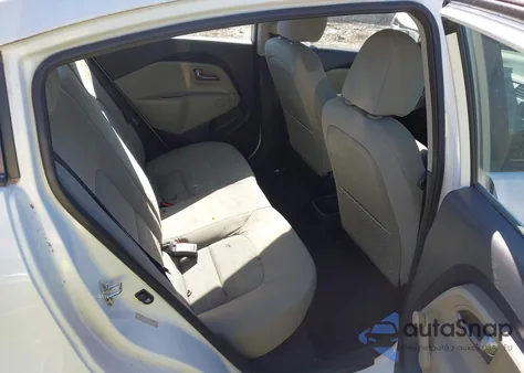 2015 Kia Rio Lx z USA, uszkodzony, nr VIN KNADM4A39F6422129